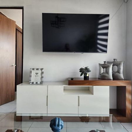 Departamento Nuevo Y Centrico Con Ambiente Familiar En Guadalajara Apartment Exterior photo