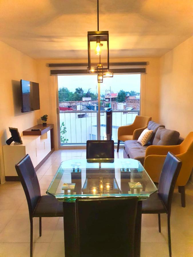 Departamento Nuevo Y Centrico Con Ambiente Familiar En Guadalajara Apartment Exterior photo